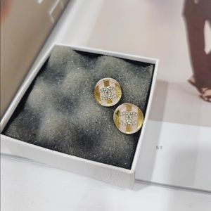 Chanel CC Pink and gold earring